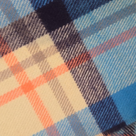 D&Y Softer Than Cashmere Blue Multi-Colored Fringed Edge Unisex Scarf - Picture 6 of 6